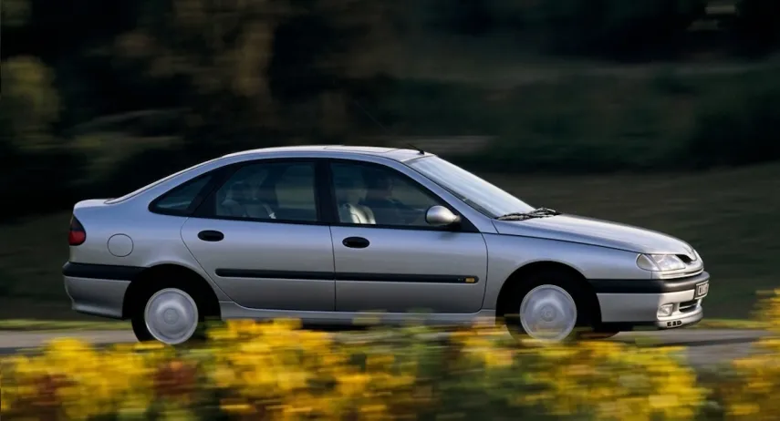 Renault Laguna 2 2 D RXE (1)