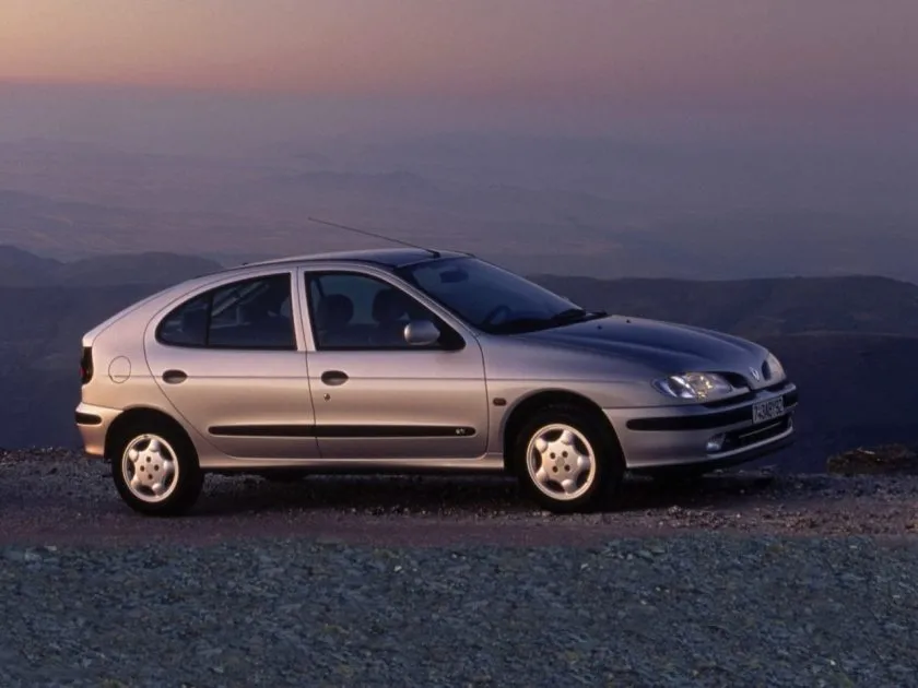 Renault Mégane (1)