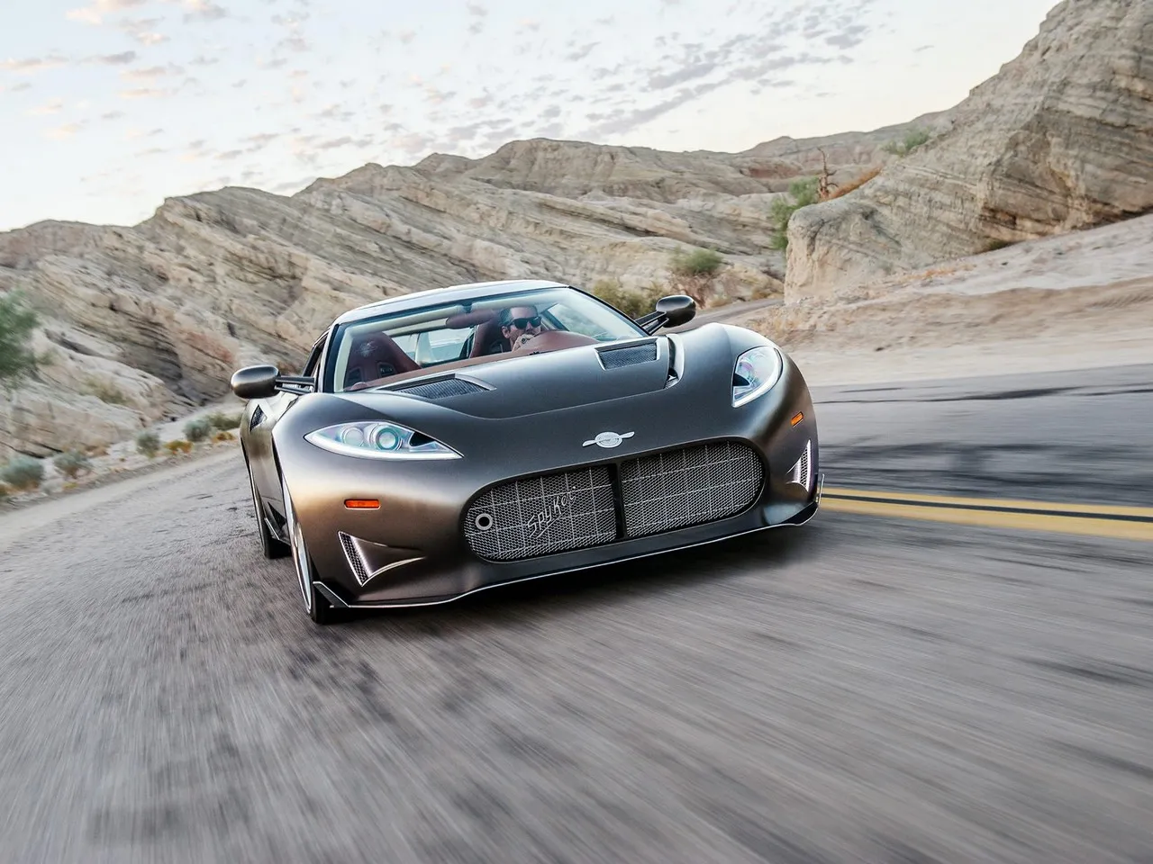 Spyker vuelve con 800 CV y la sombra de TVR detrás