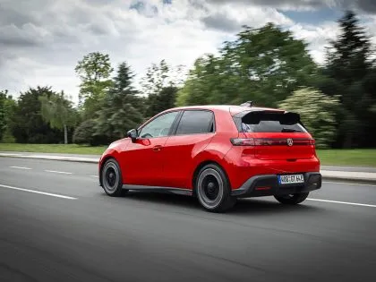 Volkswagen ID Golf GTI (48)