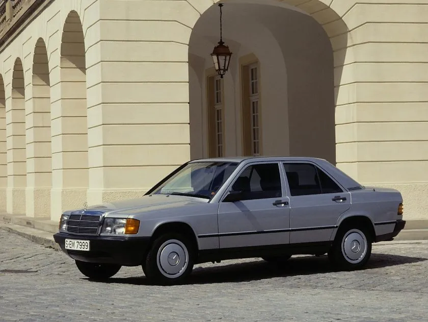 Mercedes 190D 2 5 W201 (1)