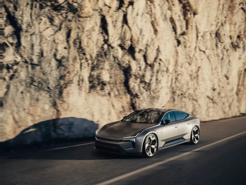 Polestar 5 eR Junio 2026 (3)