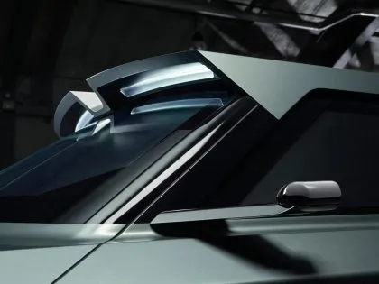 Aston Martin Dreadnought Call of Duty eR julio 2026 (11)