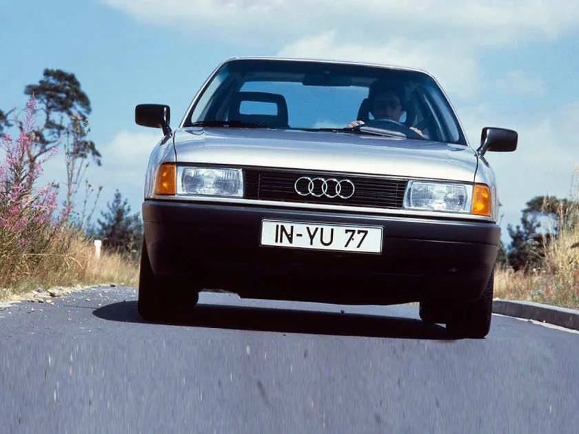 Audi 80 1 8 S (1)