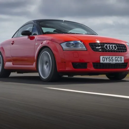 Audi TT quattro Sport (1)