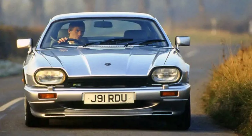 Jaguar XJR S 6 (1)