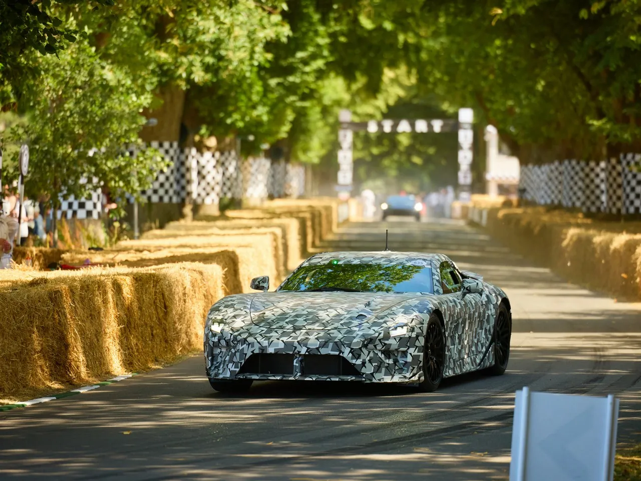 Lexus LFA Concept, lío eléctrico de Goodwood