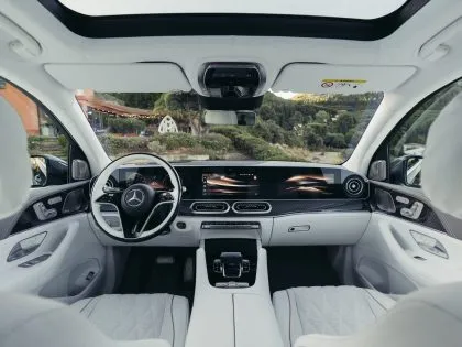 Mercedes Maybach GLS 680 eR Julio 2026 (13)