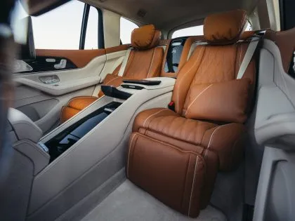 Mercedes Maybach GLS 680 eR Julio 2026 (17)