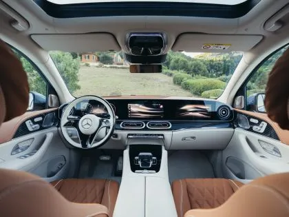 Mercedes Maybach GLS 680 eR Julio 2026 (31)