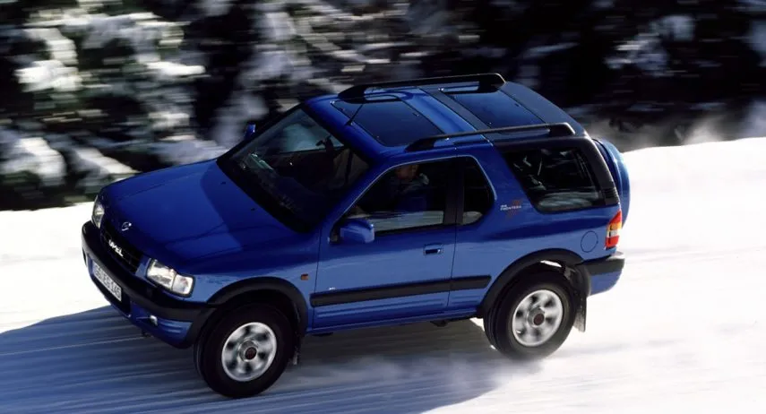 Opel Frontera (1)