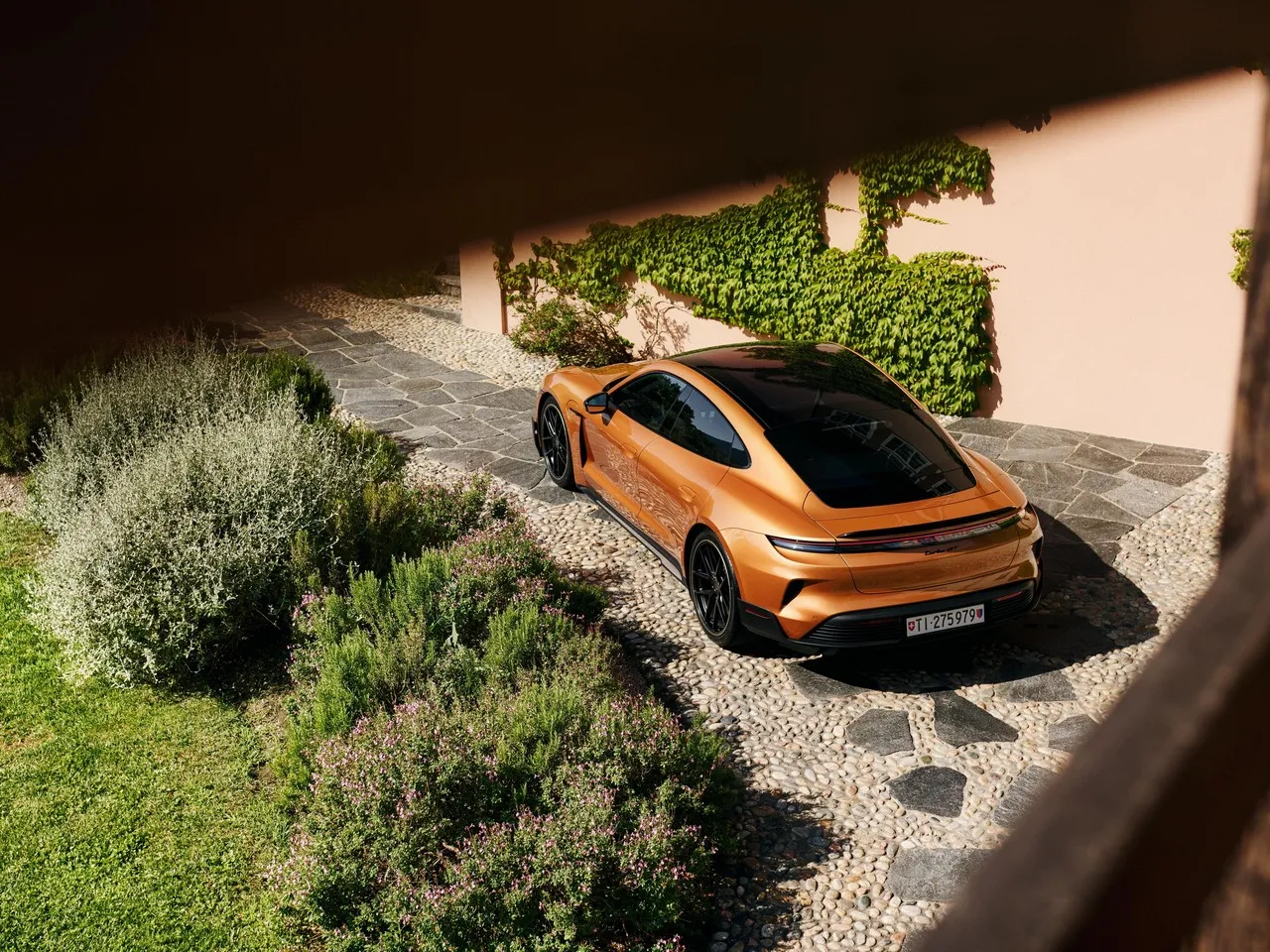 PORSCHE TAYCAN TURBO GT Sonderwunsch eR Julio 2026 (3)