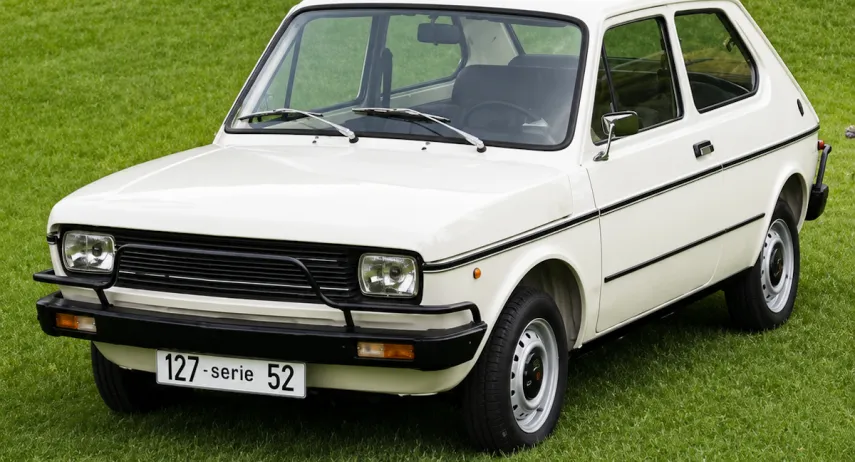 SEAT 127 Serie 52 (1)
