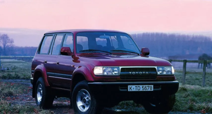 Toyota Land Cruiser HDJ80 (1)