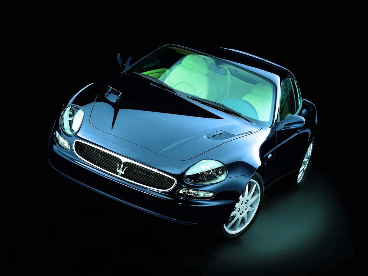Maserati 3200 GT y Coupé: el viaje del tridente salvado por Maranello