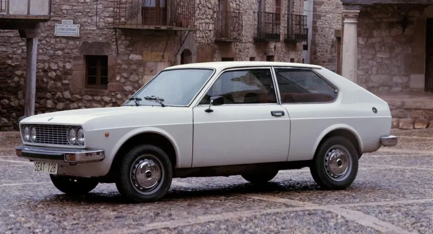 SEAT 128 3P 1430