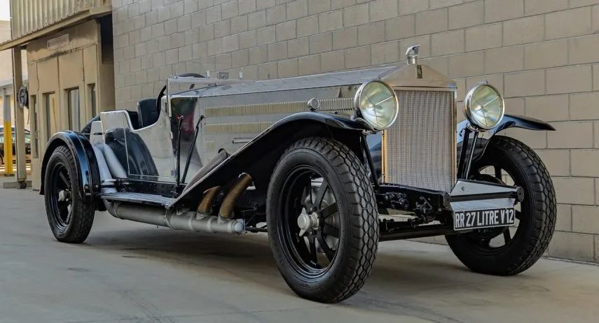 Un Rolls Royce de 1930 esconde el motor V12 del Spitfire eR Agosto 2026 (10)
