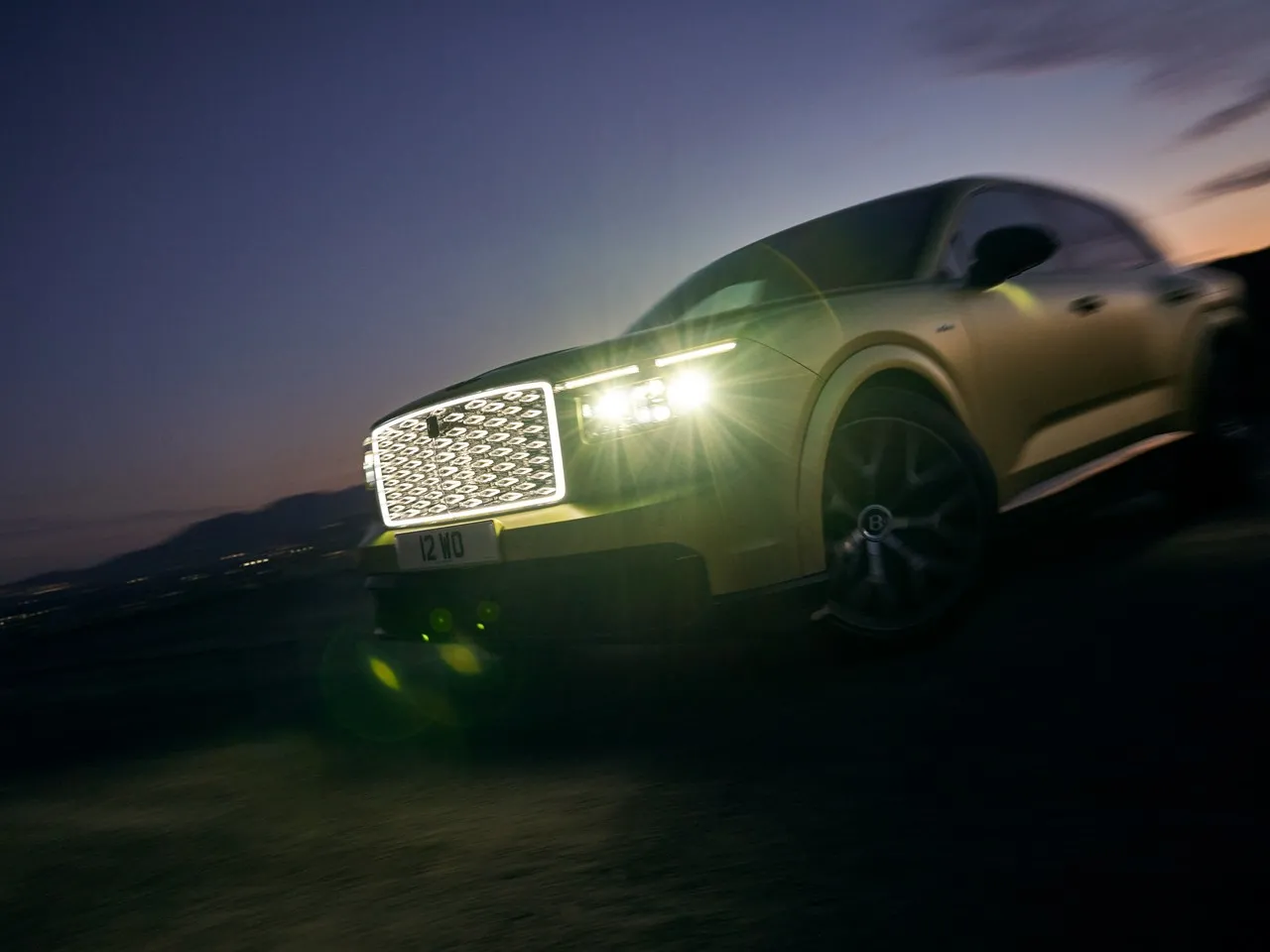 Bentley Torcal, 888 CV con banda sonora humana