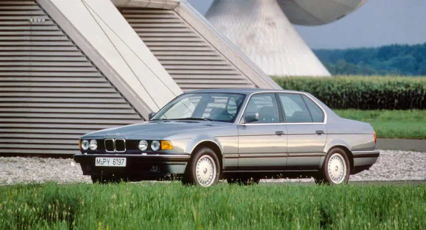 BMW 730i e32 (1)