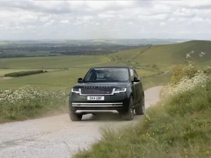 El Range Rover eléctrico no necesitaba 550 CV, le bastaba seguir siendo un Range Rover eR Septiembre 2026 (22)