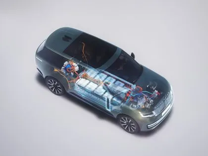 El Range Rover eléctrico no necesitaba 550 CV, le bastaba seguir siendo un Range Rover eR Septiembre 2026 (3)