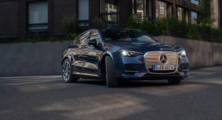 Mercedes W520 (1)