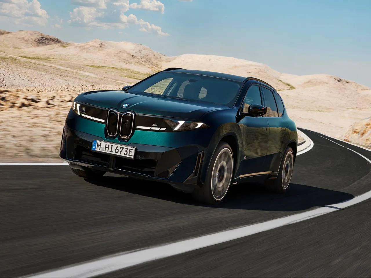 El BMW iX3 M60 estrena un motor más potente y un diferencial M para sus 612 CV