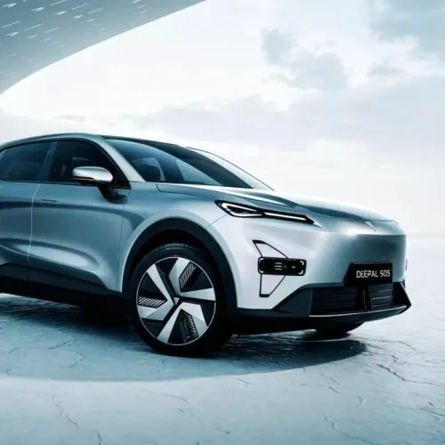 Changan Deepal S05 eR octubre 2026 (1)