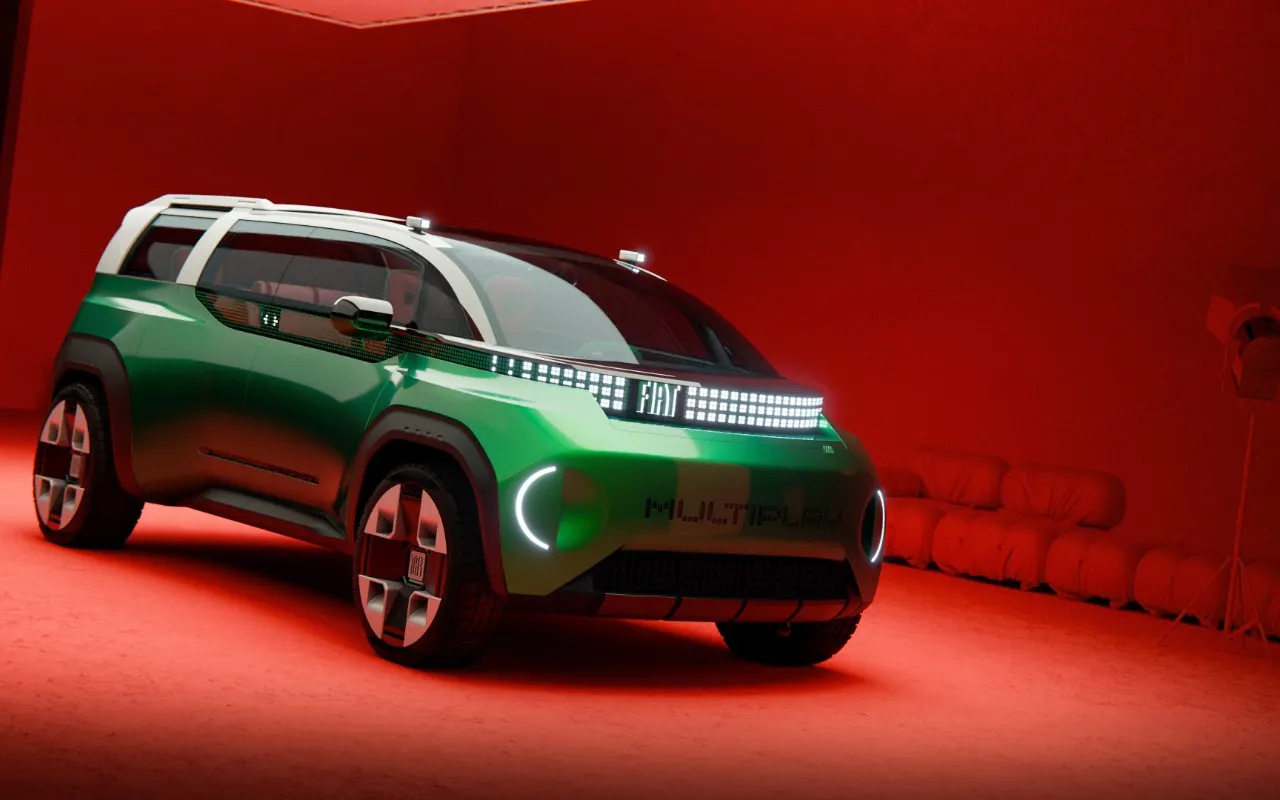 El FIAT Multiplay convierte un familiar de 4,45 metros en pick-up y le pone tumbona al acompañante