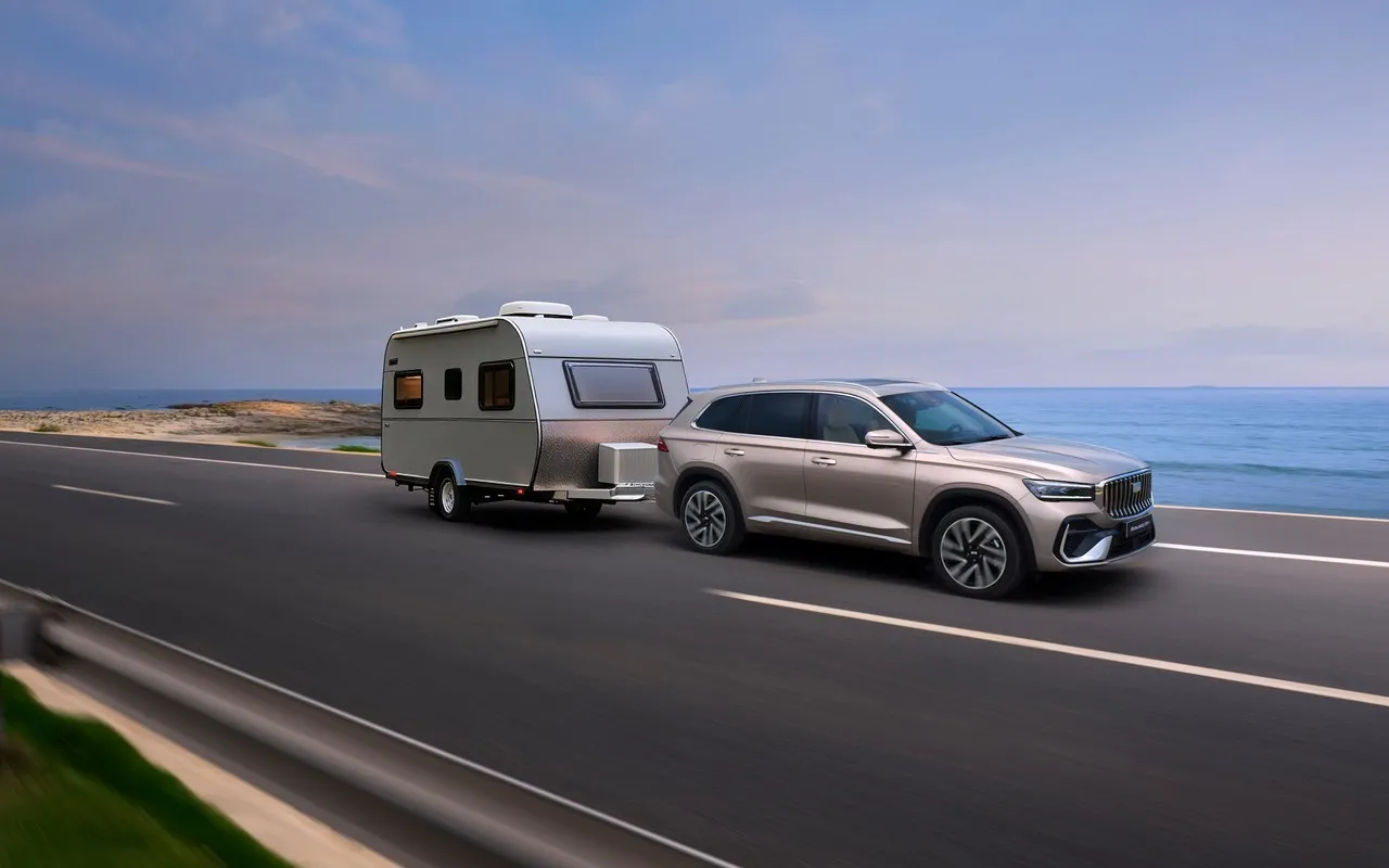 Geely Monjaro EM i eR octubre 2026 (7)