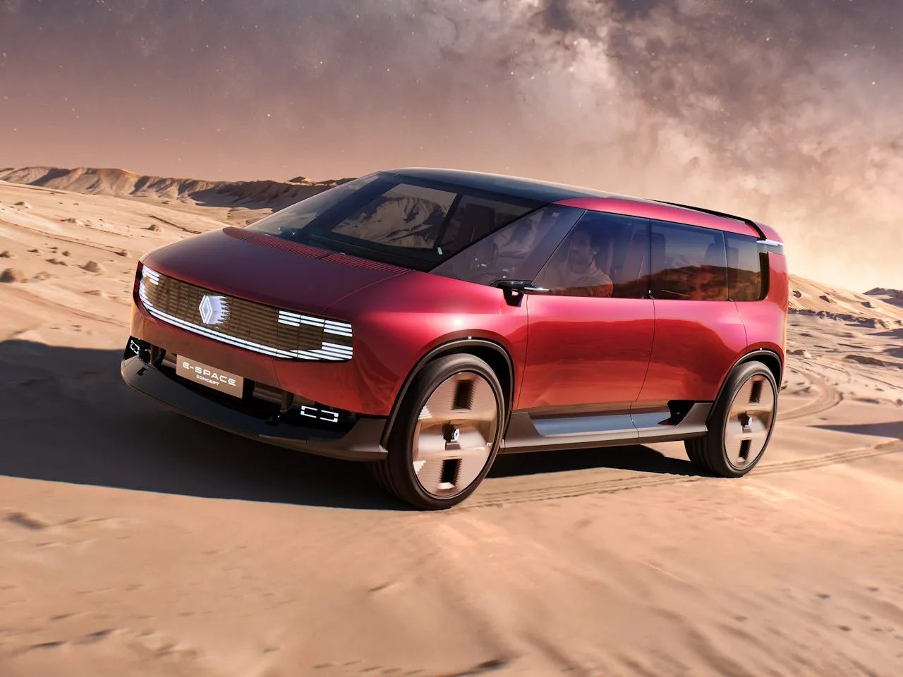 Renault E-Space Concept y la gran ofensiva eléctrica en París: nostalgia, deportividad y mucha modularidad