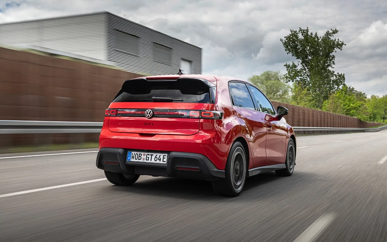 Volkswagen ID Polo GTI eR octubre 2026 (8)
